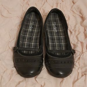 Sketchers leather Mary Jane black 8